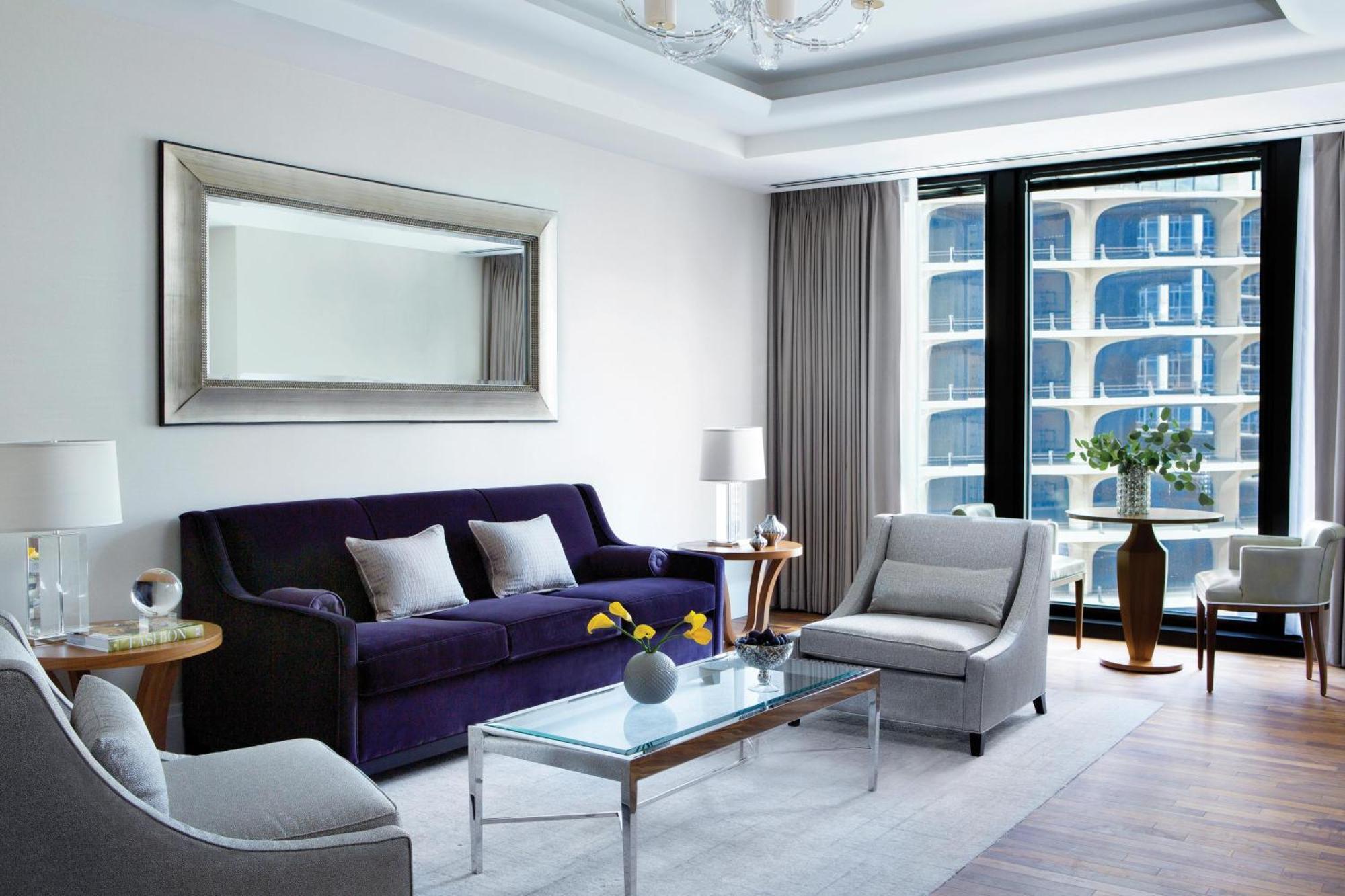 Club One Bedroom Lake View Suite
