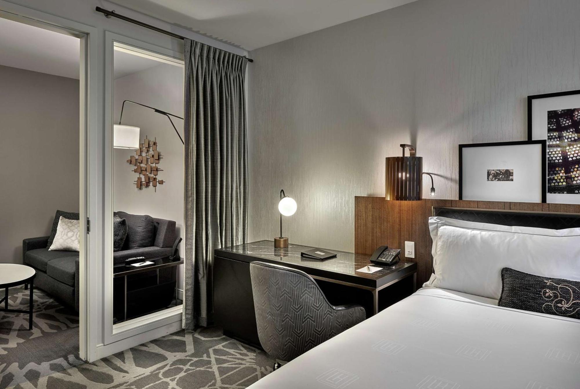 Vista King Suite - Mobility Access,1551291835:JPEG