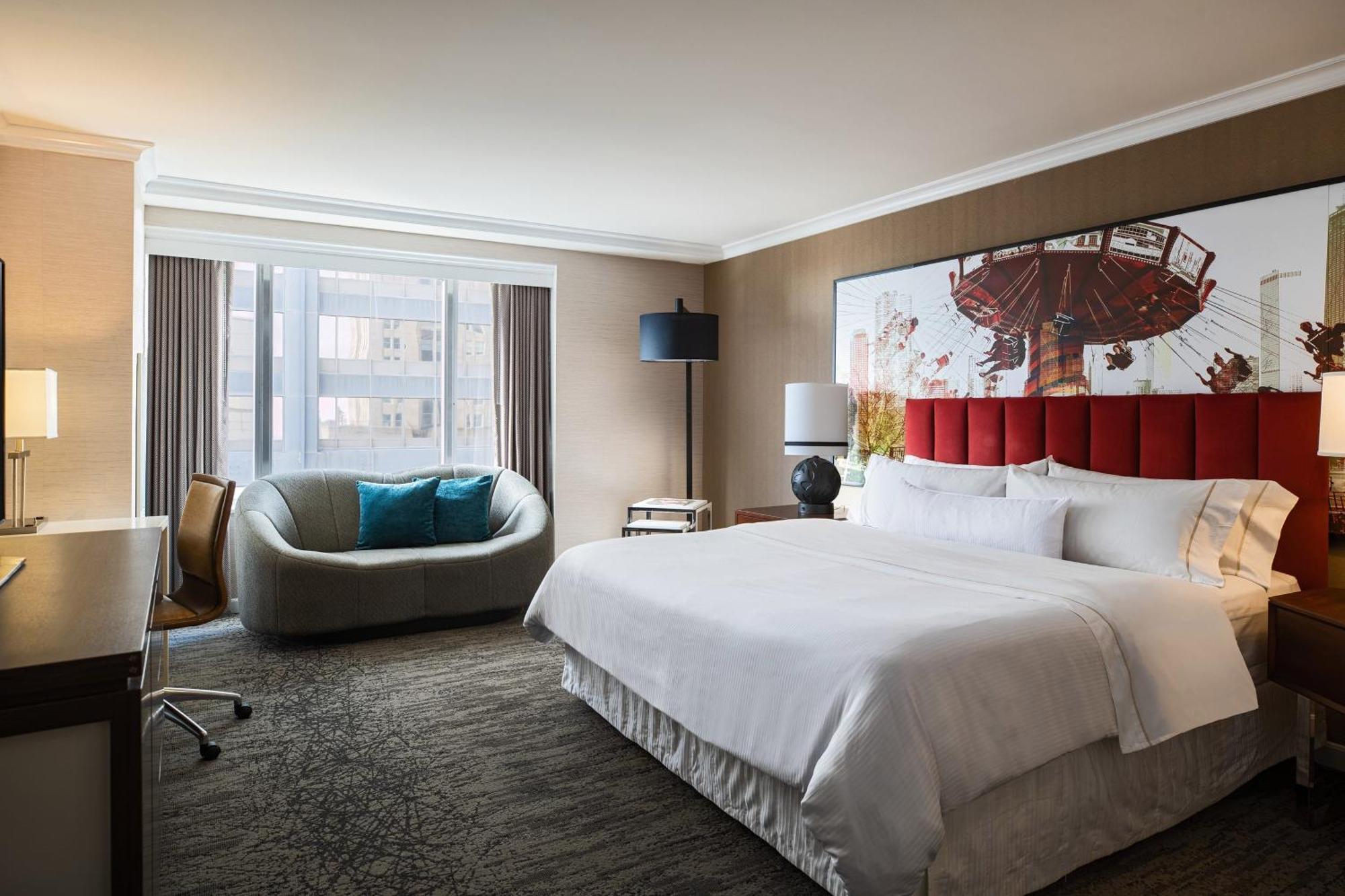 Deluxe King Room